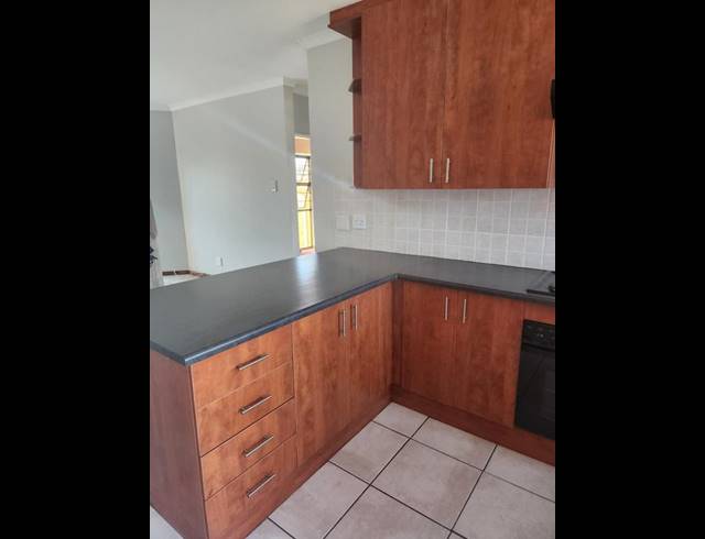 2 BEDROOM PROPERTY TO RENT IN LINTON GRANGE